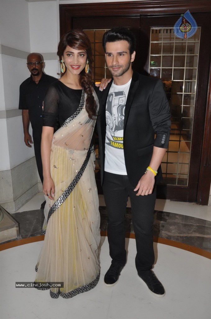 Ramaiya Vastavaiya Music Launch - 40 / 63 photos