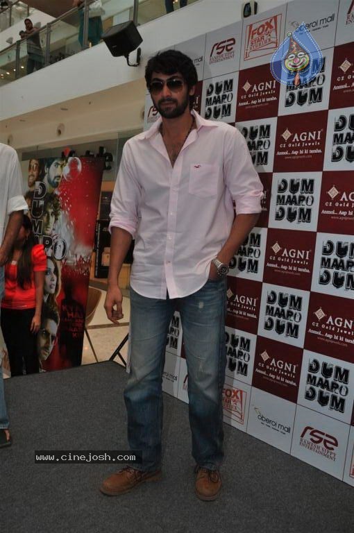 Rana at Dum Maaro Dum Movie Promotion - 16 / 25 photos