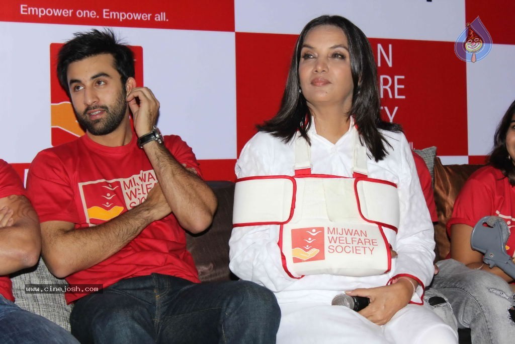 Ranbir Kapoor at Mijwan Welfare Society Event - 9 / 21 photos