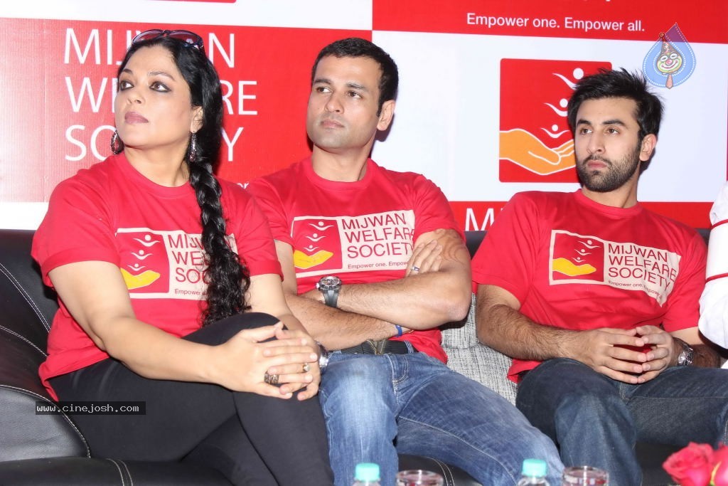 Ranbir Kapoor at Mijwan Welfare Society Event - 10 / 21 photos