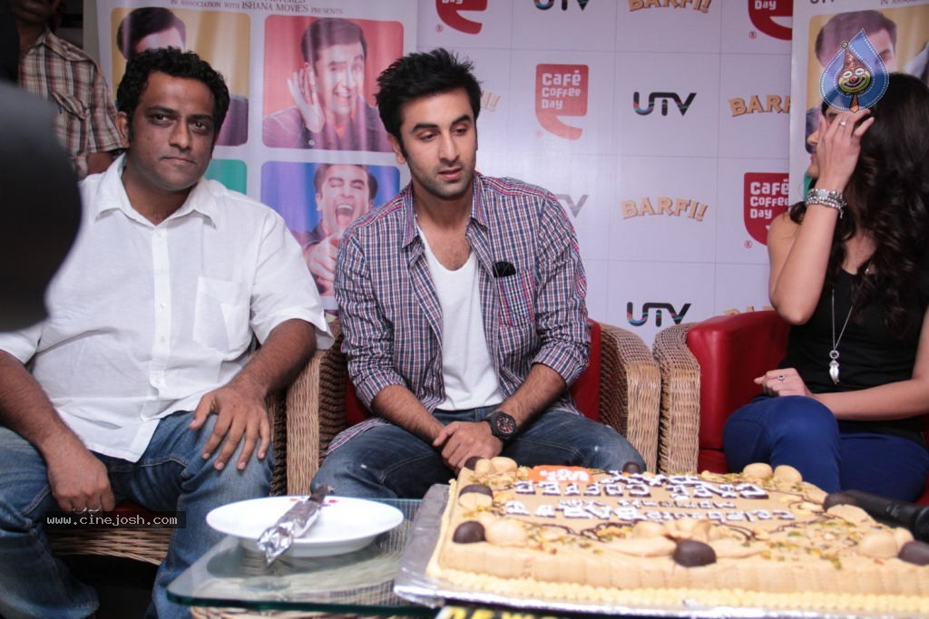 Ranbir n Ileana Promotes BARFI - 48 / 52 photos