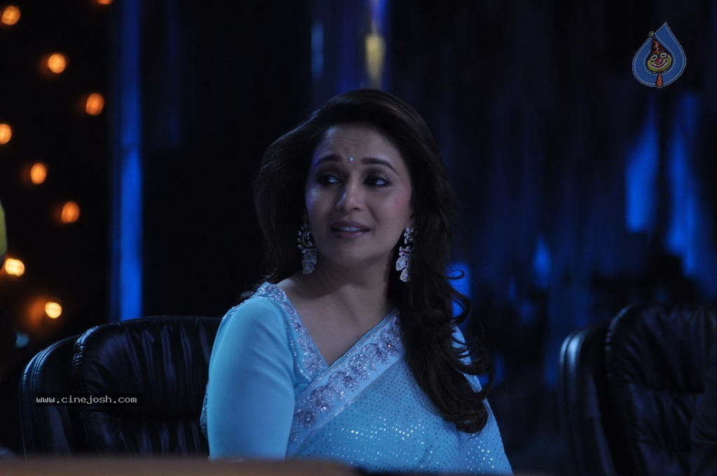 Rani Mukherjee at Jhalak Dikhhla Jaa Sets