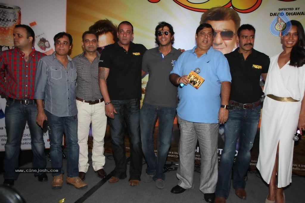 Rascals Movie Audio Launch - 23 / 60 photos