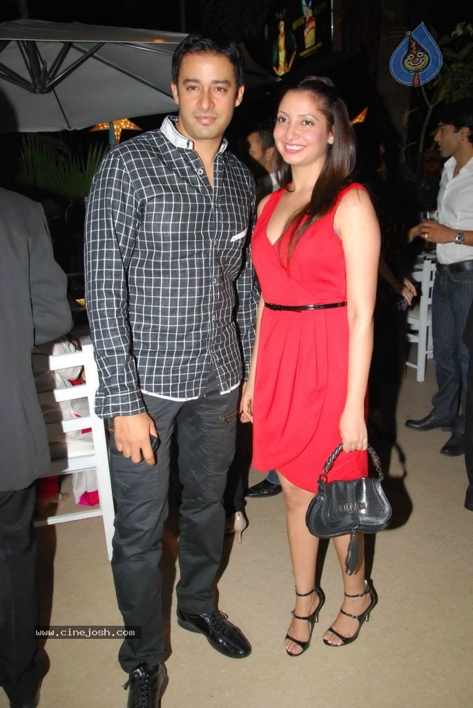 Rati Agnihotri Christmas Party - 19 / 28 photos