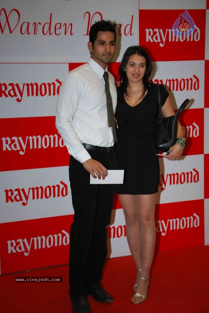 Raveena Tandon Launches Raymonds New Store  - 21 / 85 photos