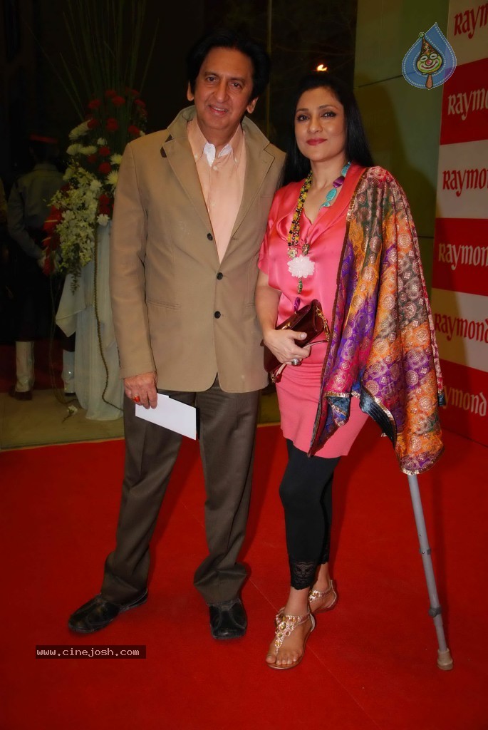 Raveena Tandon Launches Raymonds New Store  - 33 / 85 photos