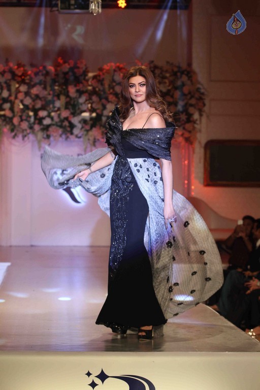 Rebecca Dewan Couture Label Launch - 20 / 53 photos