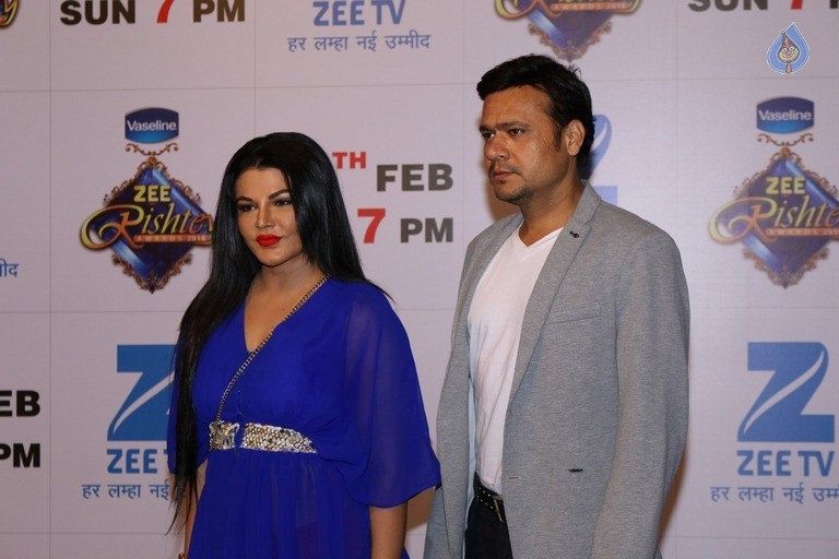 Red Carpet Of Zee Rishtey Awards - 20 / 63 photos