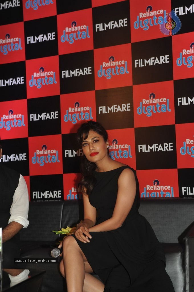 Reliance Digital Filmfare Calendar Launch - 42 / 83 photos