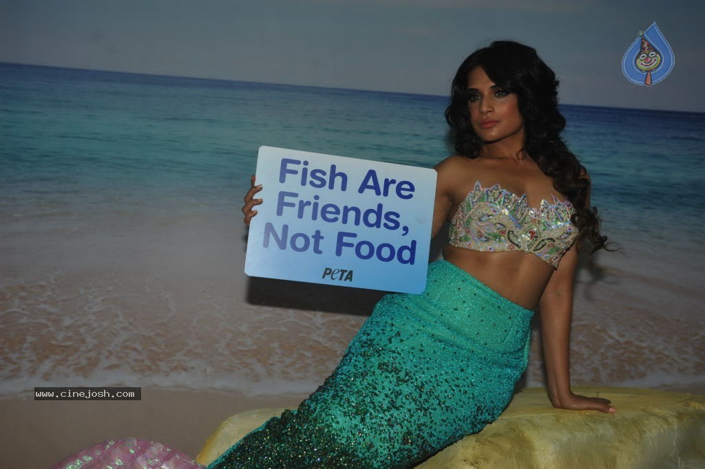 Richa Chadda Peta Vegetarian Ad Shoot - 31 / 36 photos