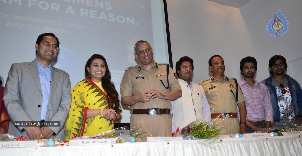 Right to Way for Ambulance Launch - 81 / 99 photos