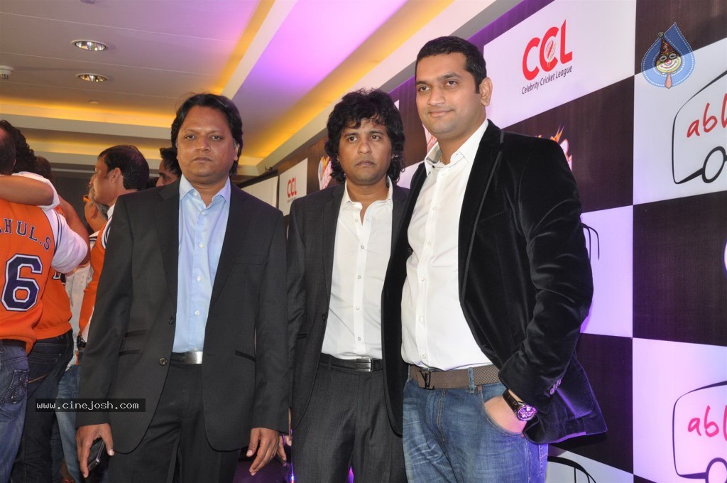 CCL Veer Marathi Team Announcement - 30 / 48 photos
