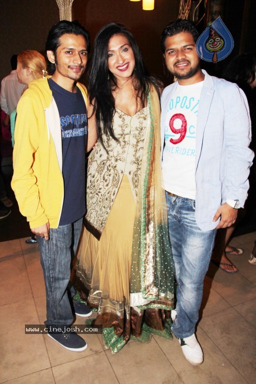 Rituparna Sengupta Bday Bash - 33 / 42 photos