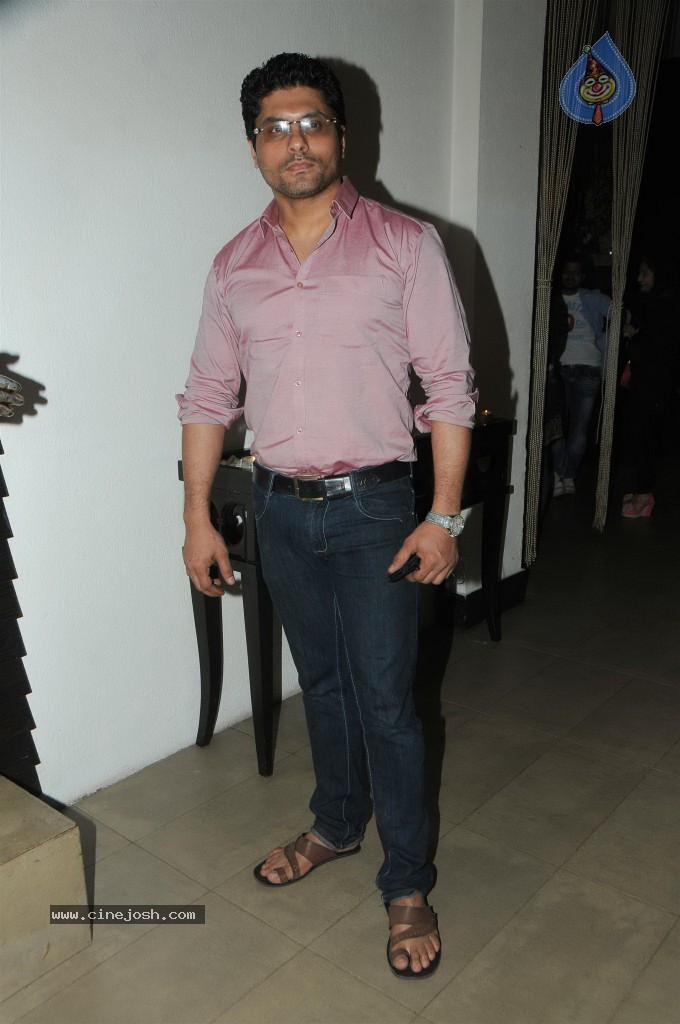 Rituparna Sengupta Bday Bash - 34 / 42 photos