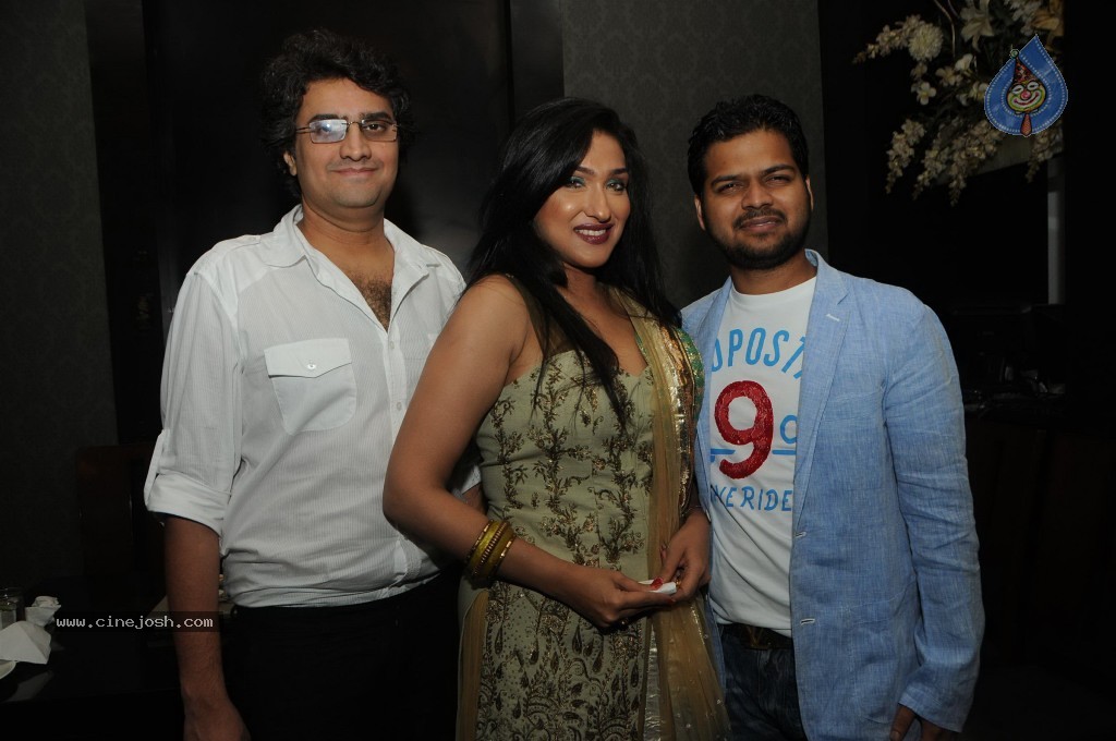 Rituparna Sengupta Bday Bash - 39 / 42 photos