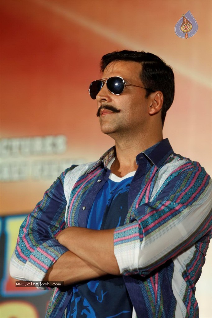 Rowdy Rathore First Look Launch - 12 / 60 photos