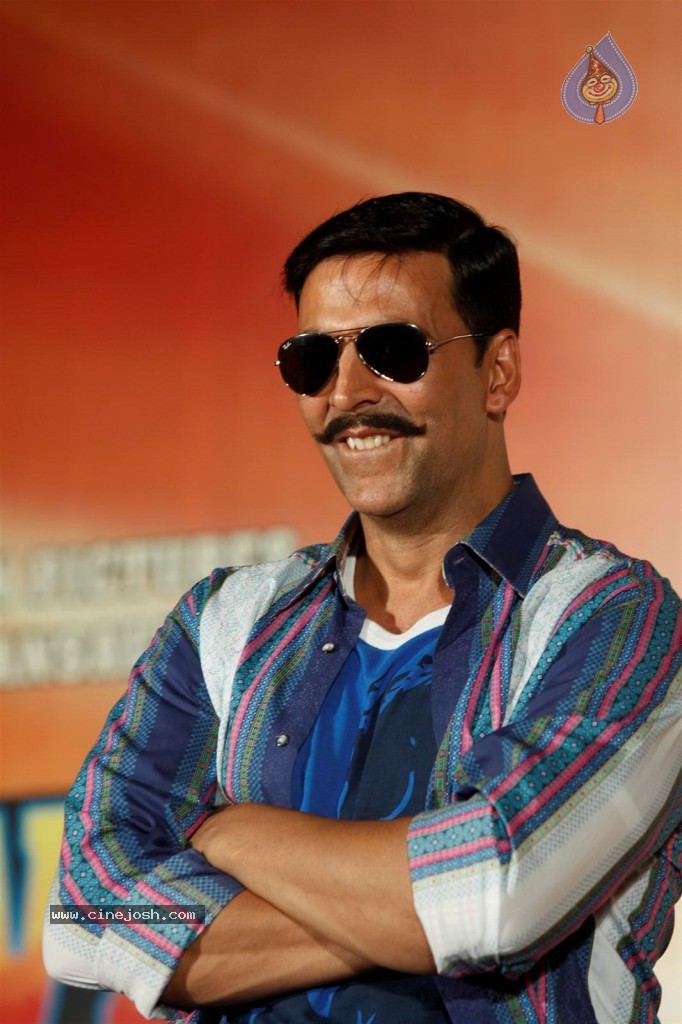 Rowdy Rathore First Look Launch - 20 / 60 photos