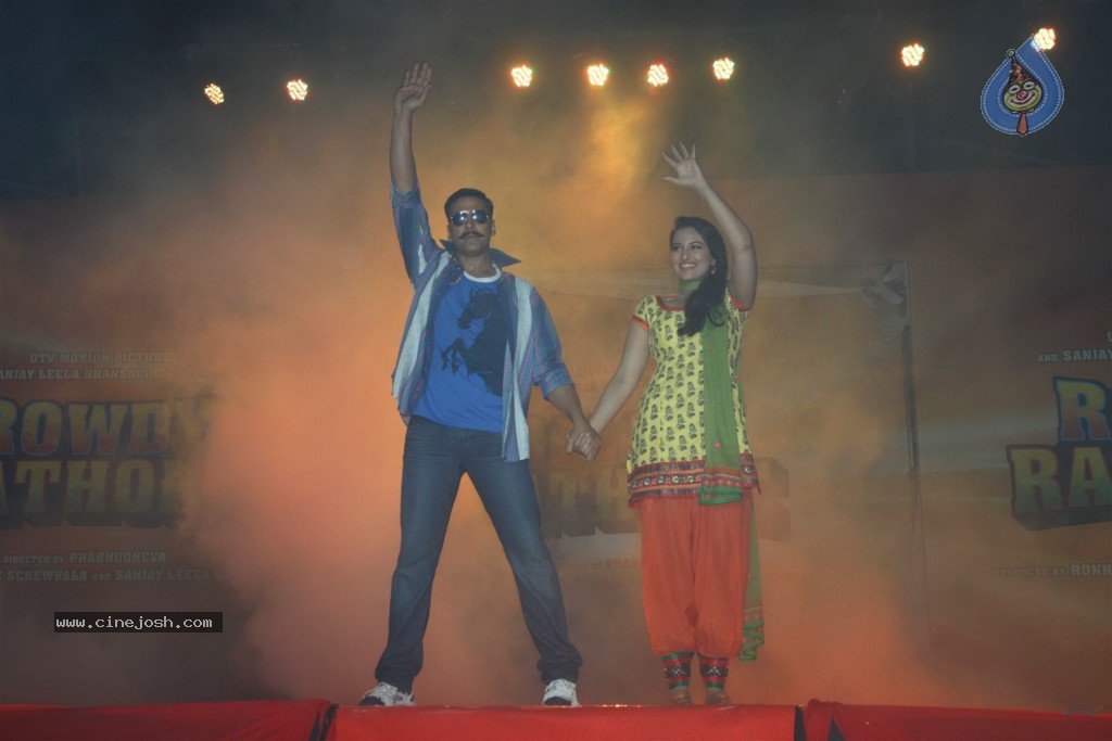 Rowdy Rathore First Look Launch - 40 / 60 photos