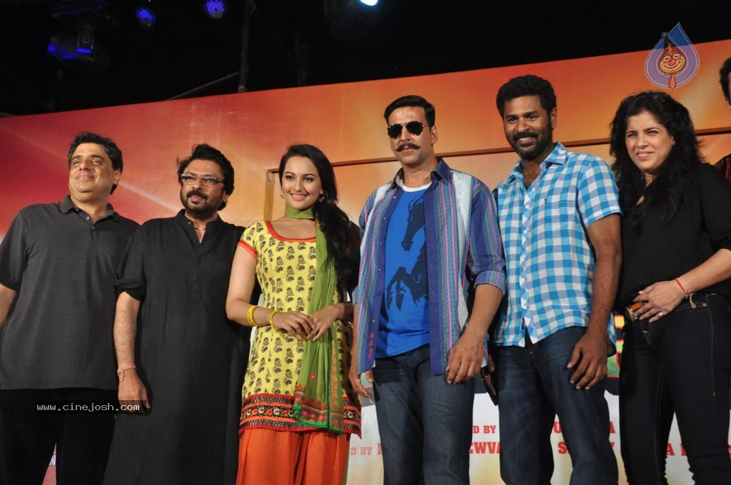 Rowdy Rathore First Look Launch - 46 / 60 photos