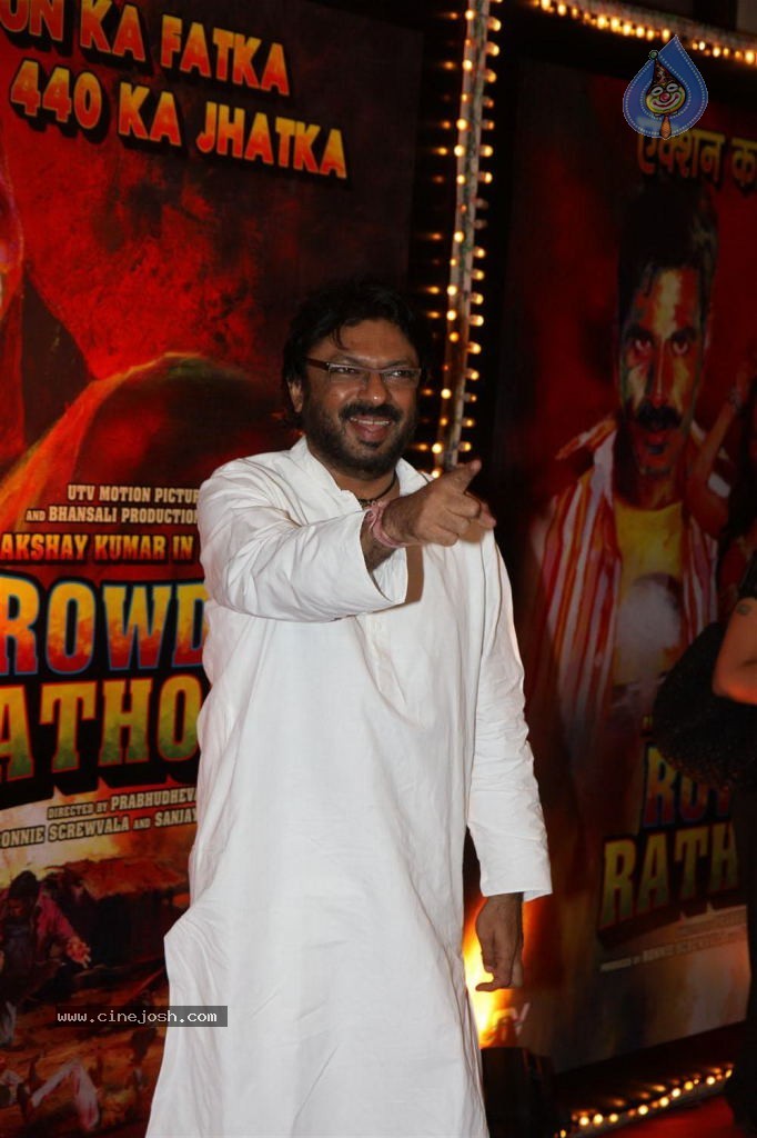 Rowdy Rathore Success Party - 31 / 34 photos