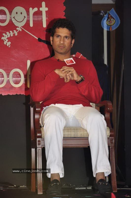 Sachin at NDTV Support My School Event - 1 / 30 photos