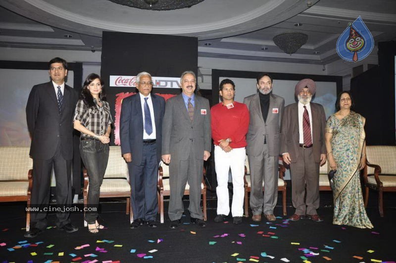 Sachin at NDTV Support My School Event - 14 / 30 photos