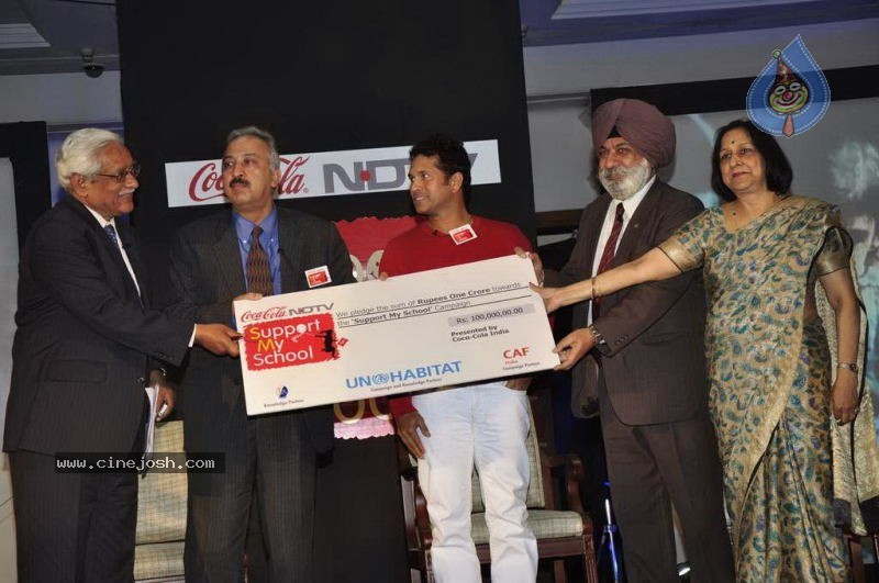 Sachin at NDTV Support My School Event - 16 / 30 photos