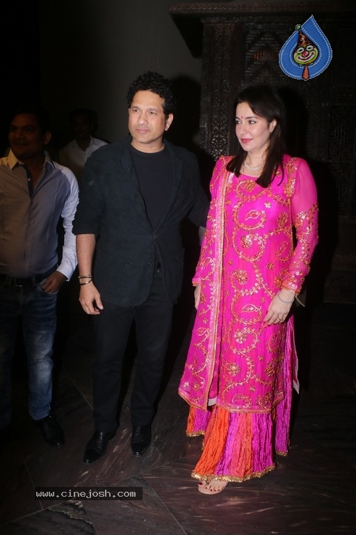 Zaheer Khan and Sagarika Ghatge Wedding Party - 24 / 24 photos