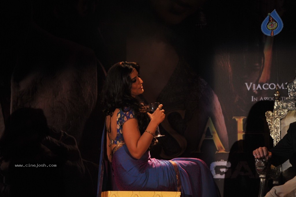 Saheb Biwi Aur Gangster 2 First Look Launch - 29 / 48 photos