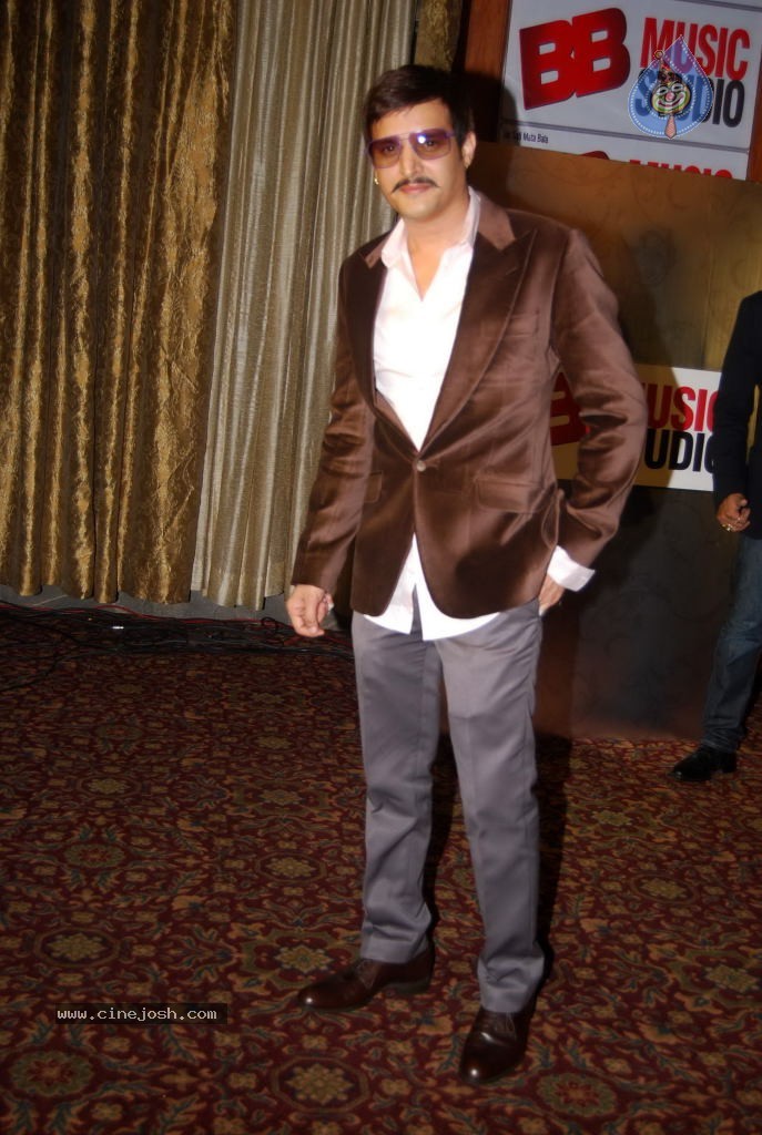 Sahib Biwi Aur Gangster Music Launch - 27 / 34 photos