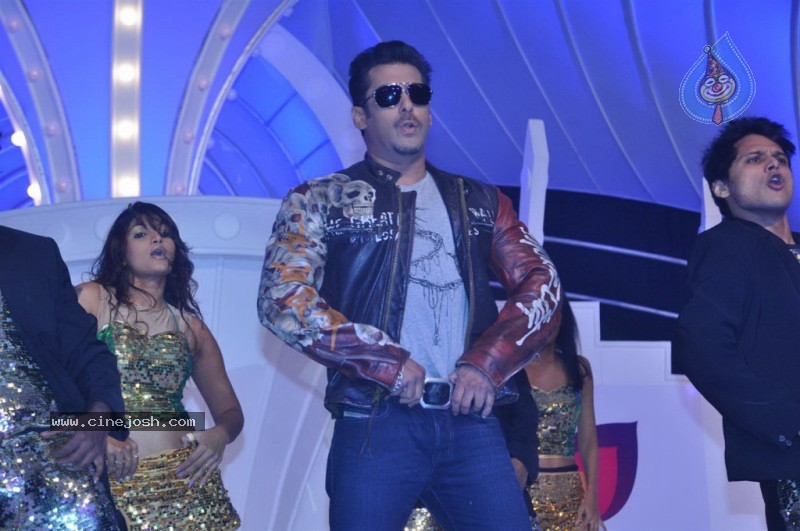 Salman Khan at Bigg Boss 4 Media Event Stills - 2 / 34 photos