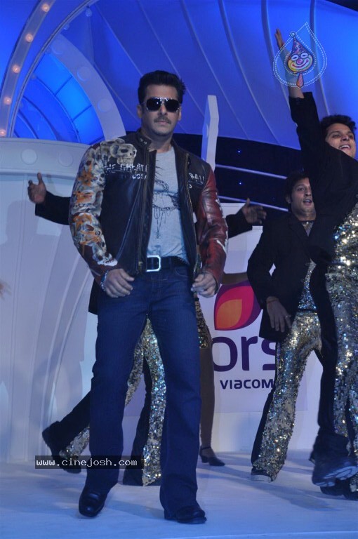 Salman Khan at Bigg Boss 4 Media Event Stills - 10 / 34 photos