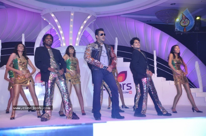 Salman Khan at Bigg Boss 4 Media Event Stills - 30 / 34 photos