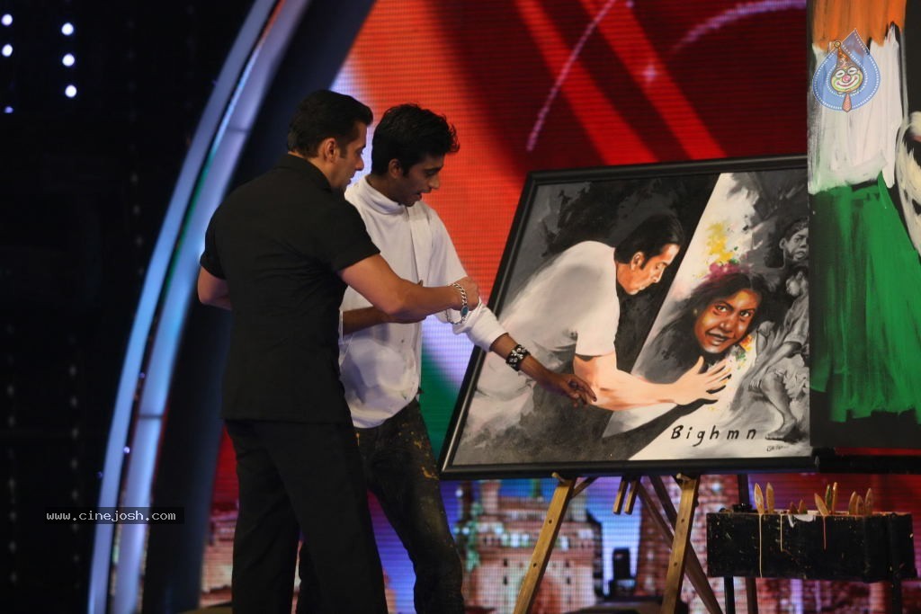 Salman Khan at Colors India got Talent Event - 10 / 29 photos