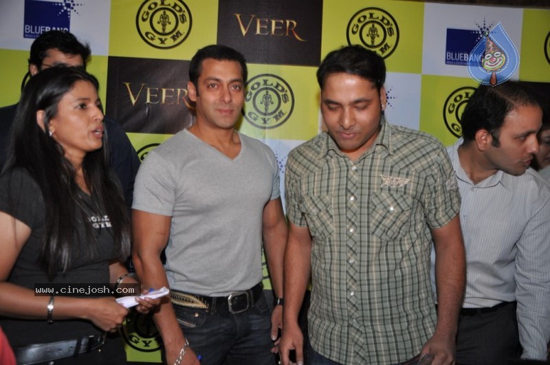 Salman Khan At Gold Gym - 17 / 18 photos