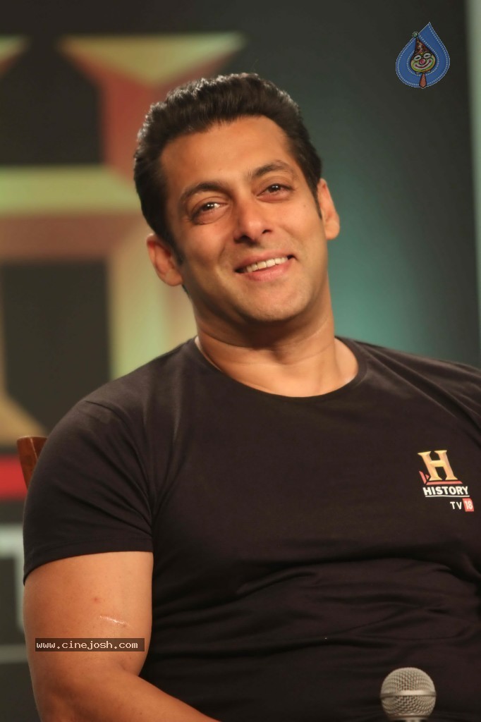 Salman Khan at History New Show - 2 / 31 photos