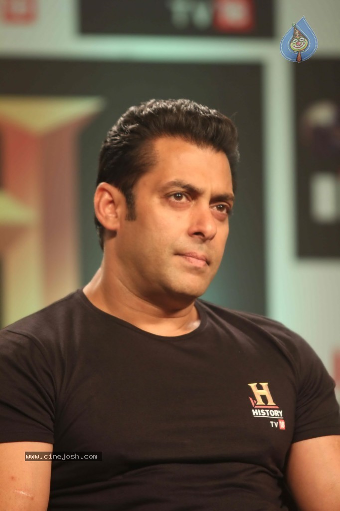 Salman Khan at History New Show - 5 / 31 photos