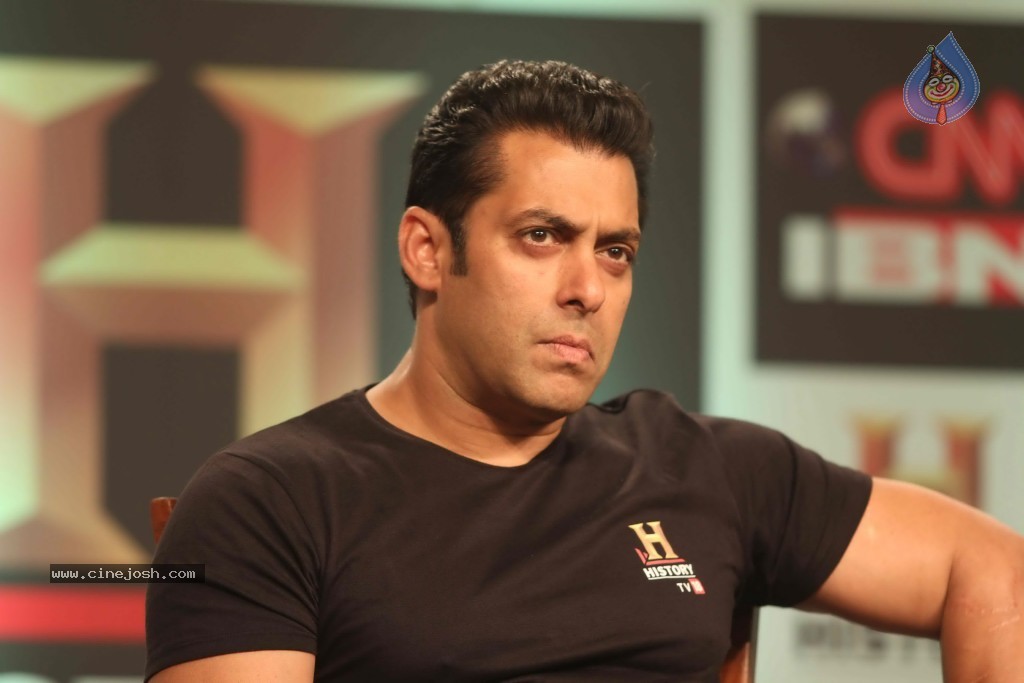 Salman Khan at History New Show - 12 / 31 photos