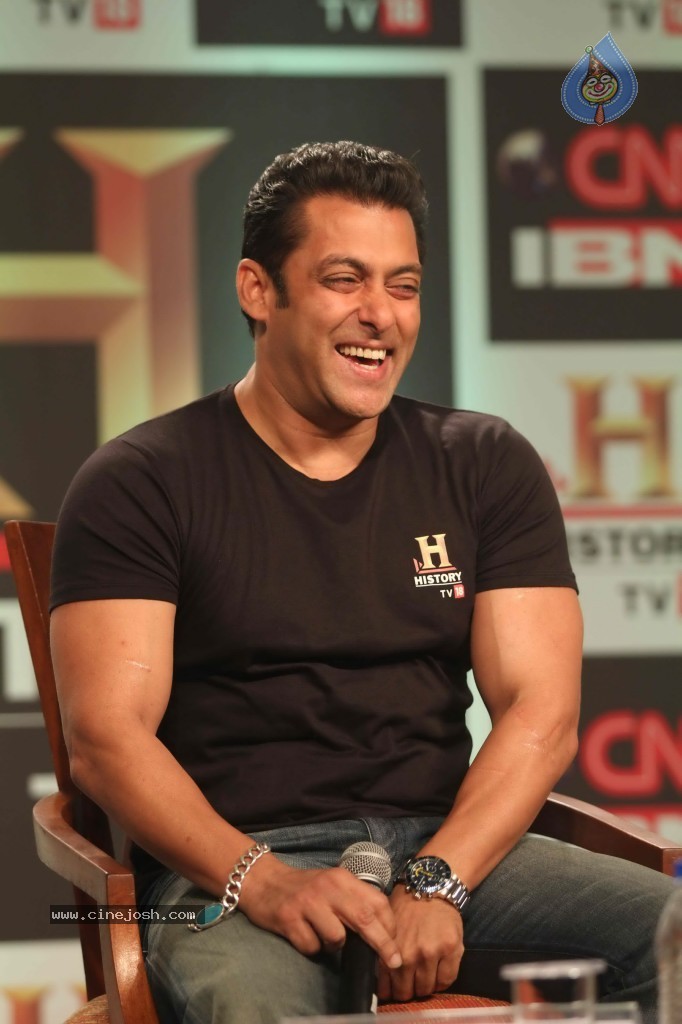 Salman Khan at History New Show - 13 / 31 photos