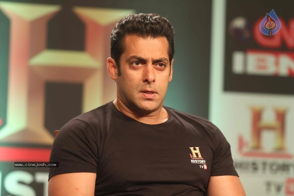 Salman Khan at History New Show - 17 / 31 photos