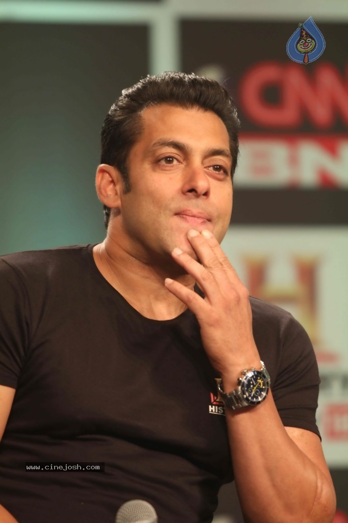Salman Khan at History New Show Photo 27 of 31
