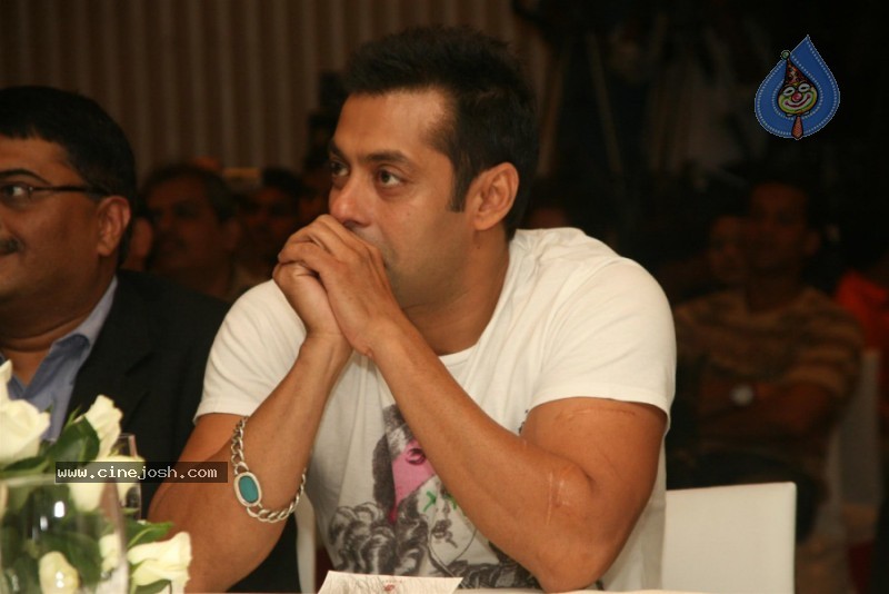 Salman Khan At Mumbai Cyclothon Press Conference - 1 / 25 photos