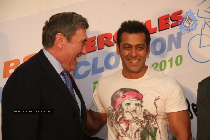 Salman Khan At Mumbai Cyclothon Press Conference - 4 / 25 photos