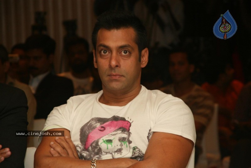 Salman Khan At Mumbai Cyclothon Press Conference - 5 / 25 photos