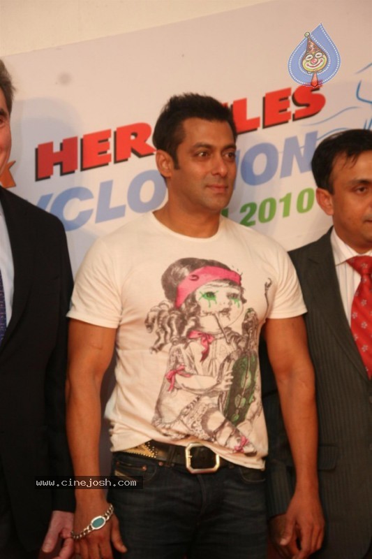 Salman Khan At Mumbai Cyclothon Press Conference - 13 / 25 photos