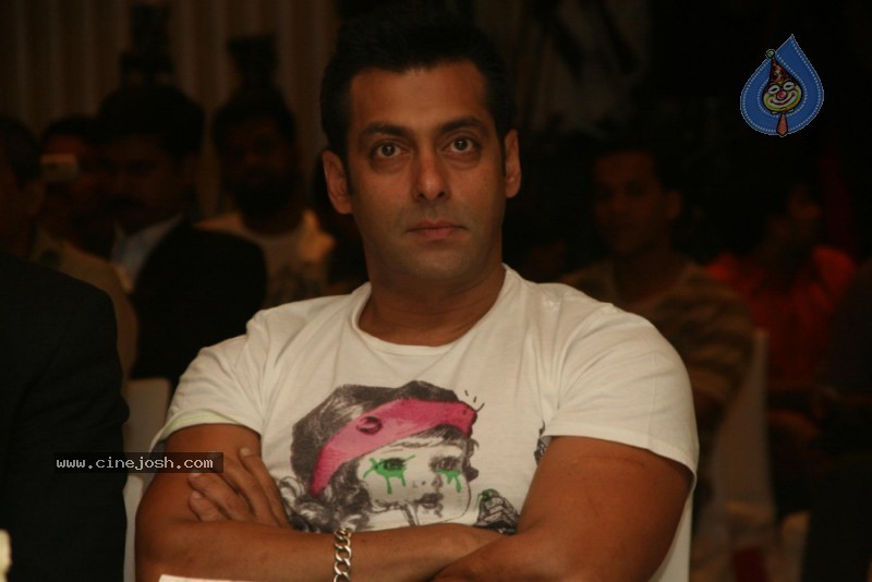 Salman Khan At Mumbai Cyclothon Press Conference - 14 / 25 photos