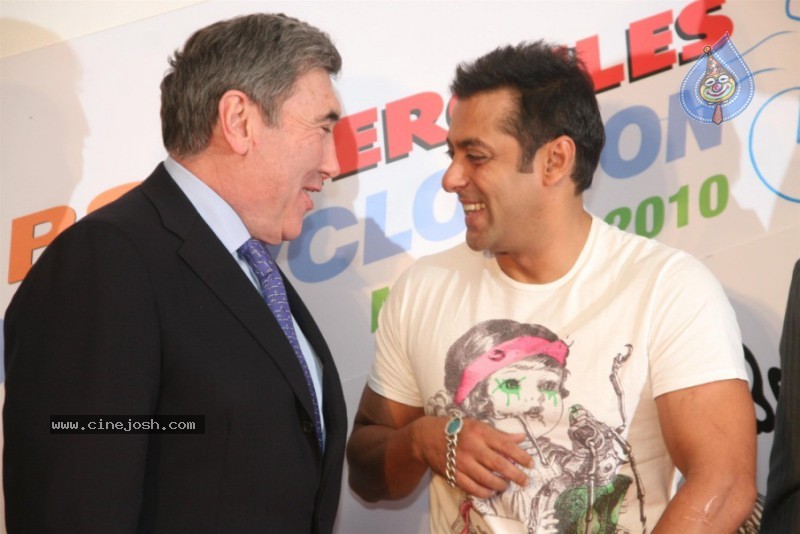 Salman Khan At Mumbai Cyclothon Press Conference - 15 / 25 photos