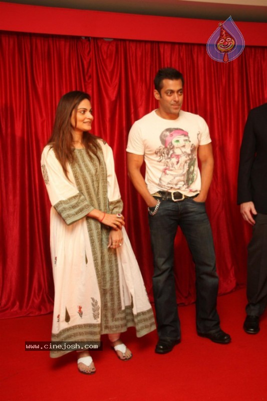 Salman Khan At Mumbai Cyclothon Press Conference - 23 / 25 photos