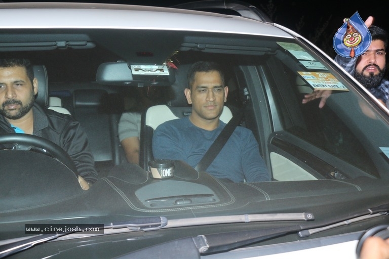 Salman Khan Birthday Bash Photos - 6 / 15 photos