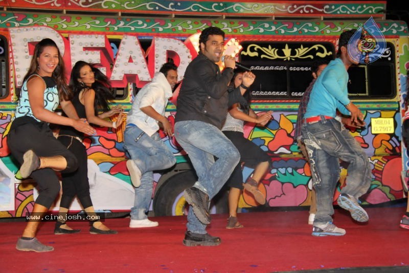 Salman Khan Ready Movie Music Launch - 17 / 105 photos
